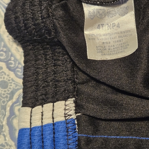 Swimsuits / Shorts Lot of 3 Boys 5 Summer Attire Kids Colorful Shorts Set - Picture 7 of 9